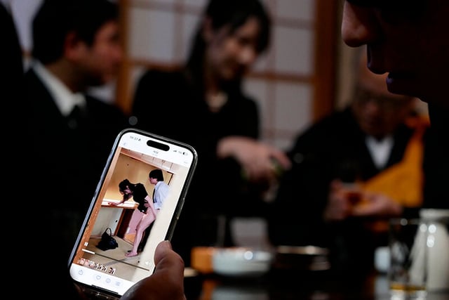 【背徳感は蜜の味】麗しのブラックフォーマル 喪服美人に白濁精子をぶっかけSEX 小野坂ゆいか 6