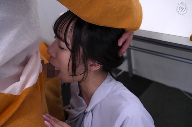 マスコットと女子アナウンサー今日の天気は荒れ模様…。‘国民的’人気女子アナの『電撃結婚！！』それは、マスコットまでも嫉妬に狂わせて…。 与田りん 4
