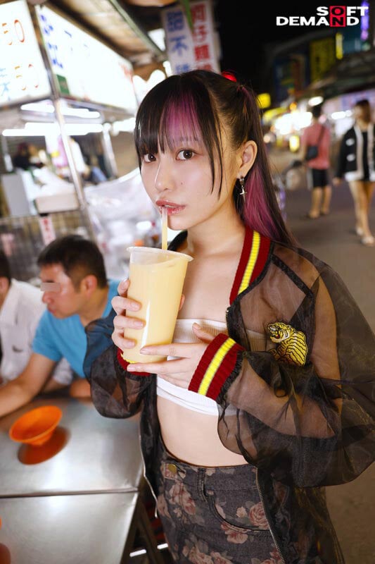 台湾メスガキインフルエンサー 齋齋いつき 中出し解禁。日本のオジに囲まれ8P超乱交。 2