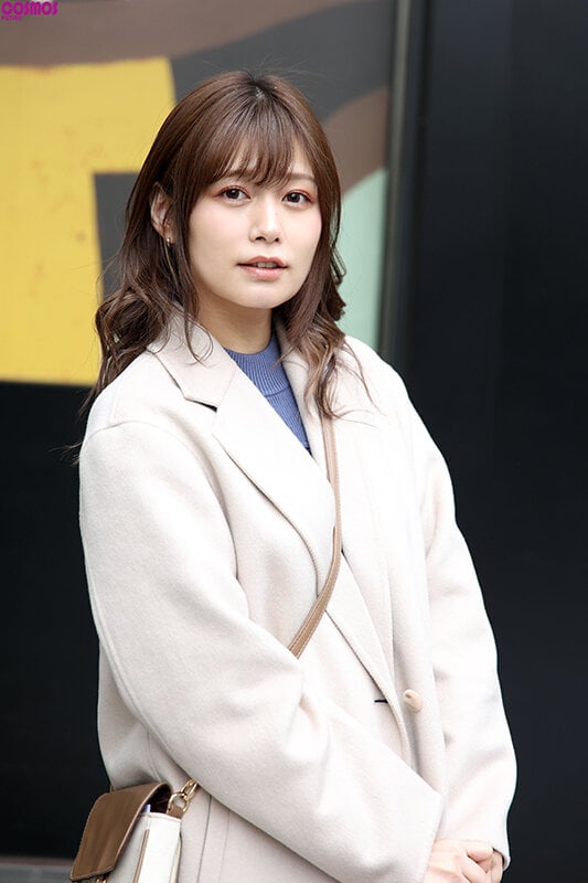 素人妻が一般大学生の自宅にコンドーム1つ渡され一泊一度のゴム姦では満足できず宿泊中2度もガチ中出しを許してしまう騎乗位で痙攣イキするモデル妻 ひかるさん 30歳 1