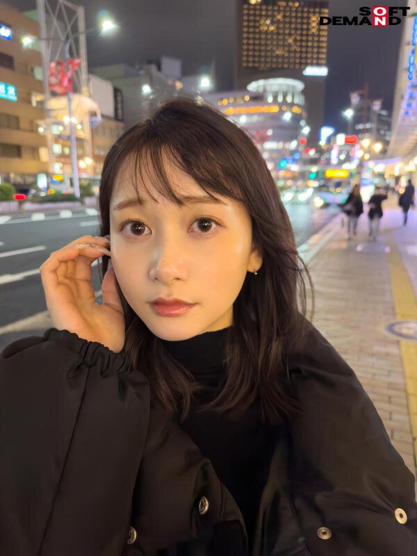 【彼氏に内緒で初撮り】色白美顔NO.1女子大生を寝取って顔射、最後は中出し しずか 21歳 4