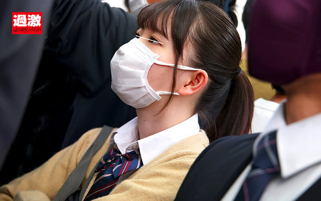 対面痴●で何度もイカされ糸が引くほど舌を絡ませるベロキス発情娘 11