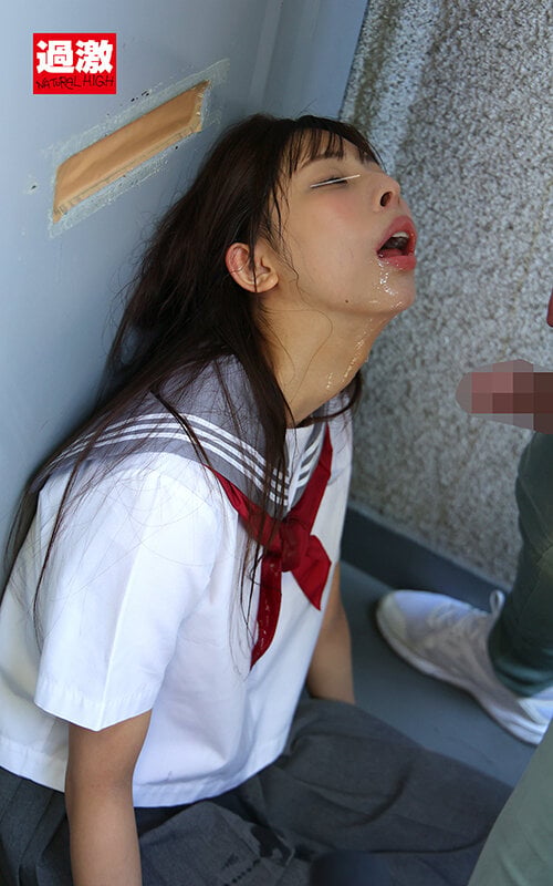 同じマンションに住む小さい女の子に媚薬を塗り込んだチ○ポで即イラマ。結果、ねば～っと糸引くえずき汁まみれのイキ顔で淫乱化。8 5