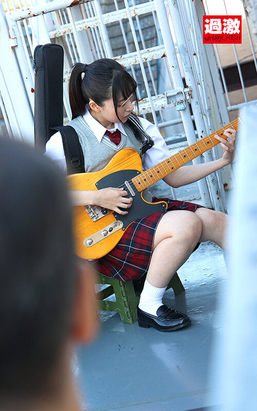 同じマンションに住む小さい女の子に媚薬を塗り込んだチ○ポで即イラマ。結果、ねば～っと糸引くえずき汁まみれのイキ顔で淫乱化。8 8