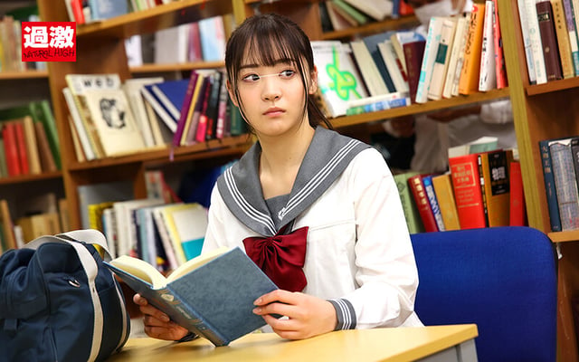 図書館で声も出せず糸引くほど愛液が溢れ出す敏感娘30 ロングヒット記念!全裸オイル羞恥315分SP 3
