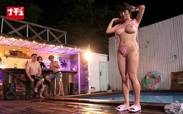 一度ハマると抜け出せない全裸露出沼 羽月乃蒼 16