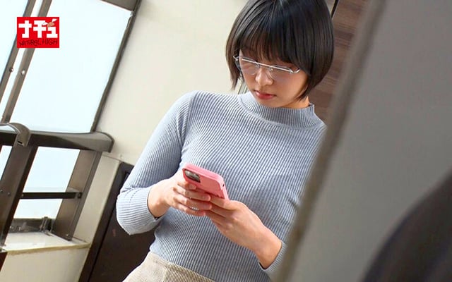 女性専用マンション羞恥 ねっとり微乳いじりで腰をヒクつかせ感じまくる地味娘 15