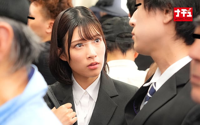 着せ替え羞恥電車3 下品な服で何日もやられた気弱娘 3