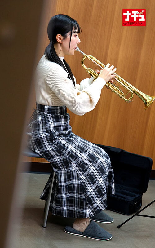 ゲス男に弱みを握られ友達を献上する音大生 いいなり娘を利用した数珠つなぎ女子寮中出し計画 12