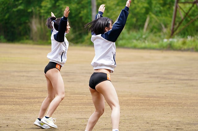 まさかこんなけなげなひよこ女子が…媚薬を盛られ理性完全崩壊!!ところかまわず異物オナニー!イキ漏らしアクメ!! 4 <部活中のスポーツ女子編> 1