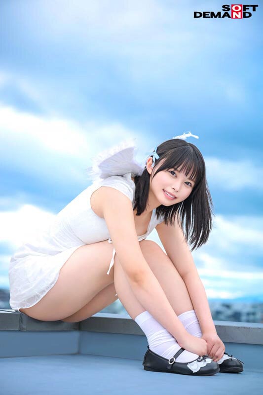 一度は妄想で侵したクラスメイト。名古屋育ち・Z世代の黒髪美少女 高星なぎさ 18歳AVデビュー 5