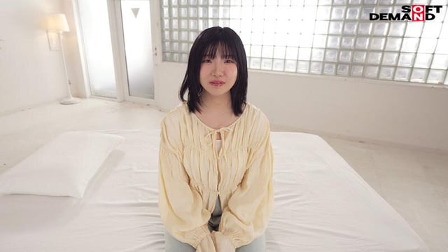 未だ恋も知らない処女 湯浅紬(20) クラスで唯一物怖じせずに話せる、化粧っ気のない二次元エロ好き女オタク。そんなあの娘が東京でAVデビュー 7