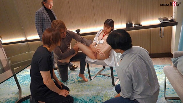 初中出し 会社終わりにホテルで朝までずっとマ●コに精子入れっぱなし… SOD女子社員入社2年目制作部 吉岡美琴【圧倒的4K映像でヌク！】 8