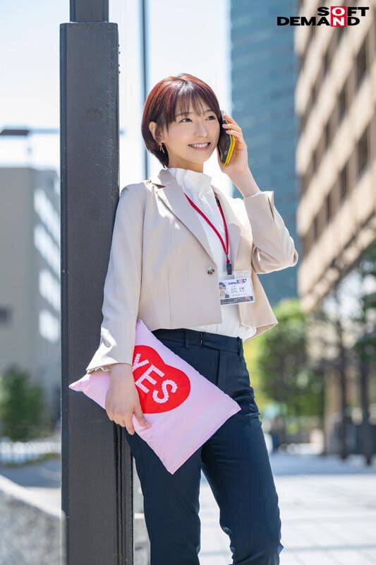SOD女子社員 中途入社3か月 営業部 柿沢千智 初AV出演 誠実をモットーに、まじめに枕営業がんばります！！ 18