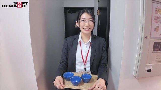 【特典版】秘書 守屋よしの 初AV出演 6