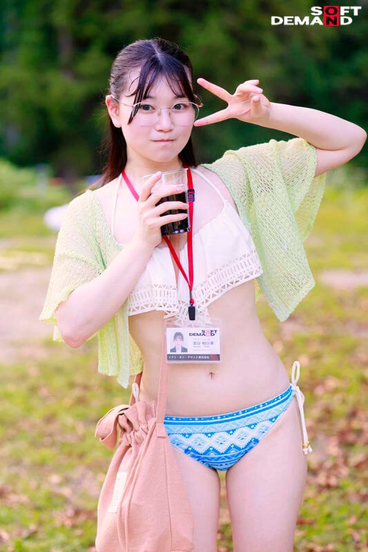 フリーのSOD女子社員と6人のガチ童貞。あの夏、イチバンときめいた筆おろし。 19