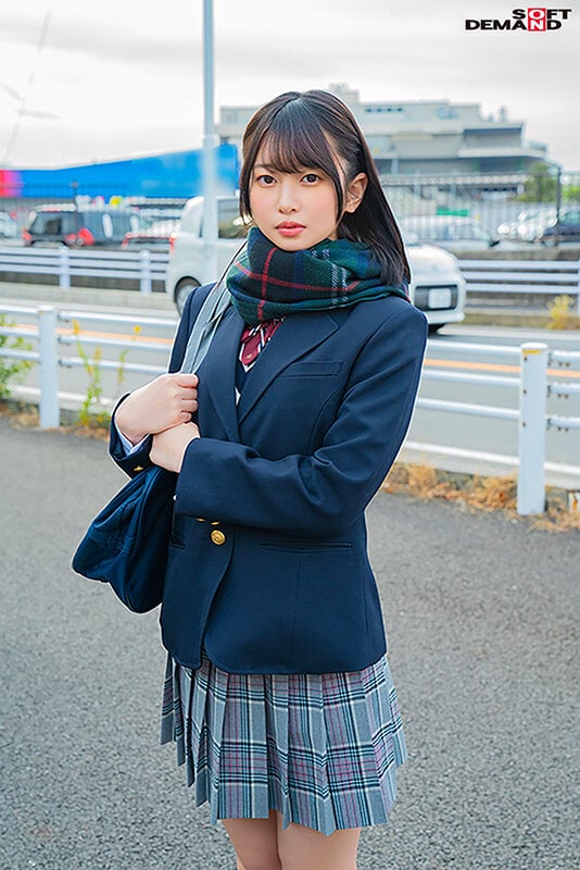 マジックミラー号 保健体育の課外授業 現役女子○生の目の前でオトナの濃厚SEXを見せつける！思春期の性的好奇心に火を点けて初めての杭打ち騎乗位で中イキ体験 広瀬結香 13