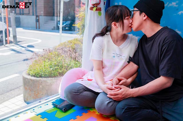 マジックミラー号 母性溢れる保育士さん限定!「おっぱい吸わせてマザコン男子のママ離れをサポートしませんか」乳離れのできない童貞くんを赤面筆おろしのはずが…実は絶倫AV男優で激ピストンで無許可中出し!! 8