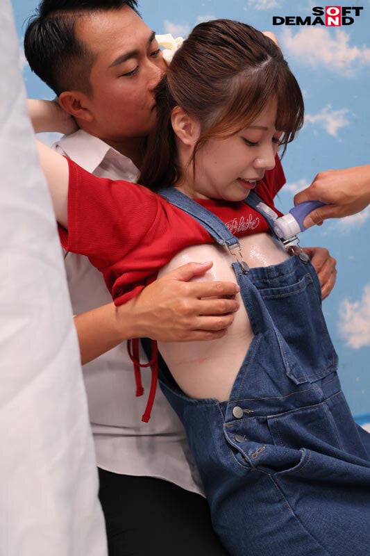 マジックミラー号 オーバーオール姿の美巨乳大学生限定!! 初めてのDEEP乳揉みで感度を上げて素人娘とガチSEX 20