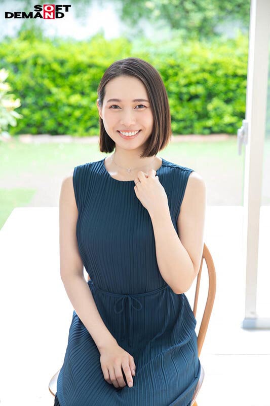 【本物人妻総集編】本物人妻15名が初めてのAV体験で見せたカメラの前での初セックス＆緊張と溢れる興奮を抑えきれない初中出し合計17SEX収録2枚組 10時間 8