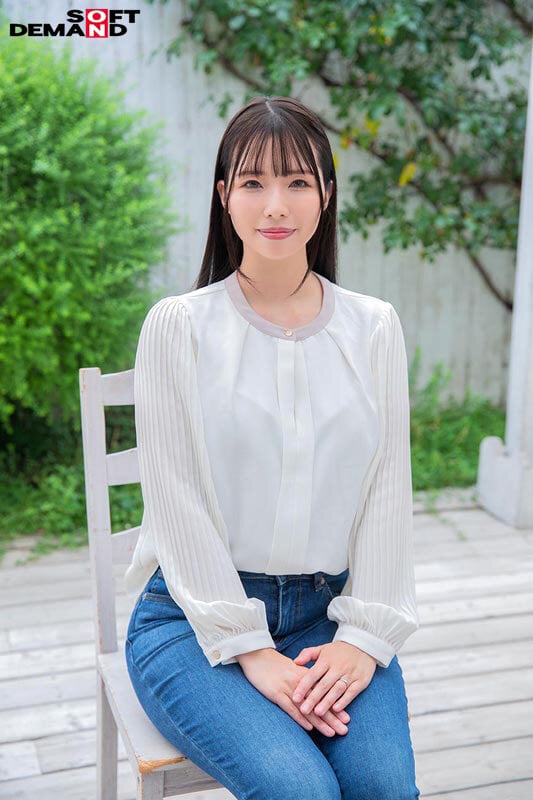 【本物人妻総集編】本物人妻15名が初めてのAV体験で見せたカメラの前での初セックス＆緊張と溢れる興奮を抑えきれない初中出し合計17SEX収録2枚組 10時間 10