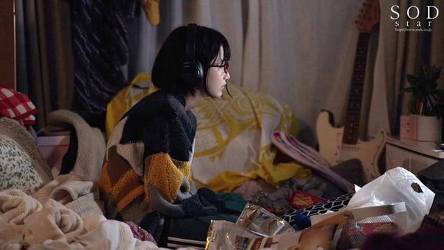 顔も知らないオナフレのあの子は引きこもり喪女でした。 星乃莉子 4