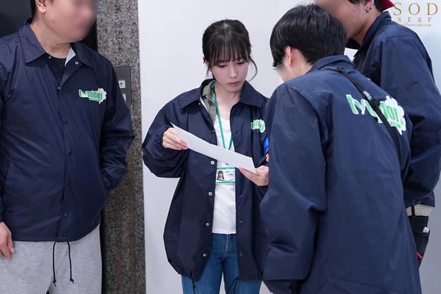 激務な報道局で働くボクが欲求不満な美人ディレクターを刺激したらエロスイッチを入れてしまい何度も誘惑されて…シャワーも浴びずに編集所に籠って汗だくセックスに明け暮れた 小湊よつ葉 2