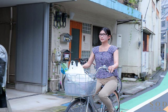 年下の大学生がガチ恋したバニーガールはシンママだった 子育てに追われて散らかったマンションで根暗な僕の暴走した性欲を受け止め中出しさせてくれる若妻 本庄鈴 6