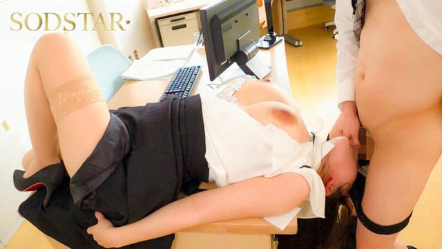 職場でもお構いなしにバレたらヤバい場所で涙目イラマ 年下部下を沼らせる喉奥性感帯のシゴデキ女主任 彩月七緒 12