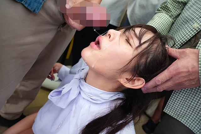 濃厚接吻痴● 満員電車で身動きが取れずイカされ快楽堕ち トロける舌絡めで絶頂する先生と生徒 14