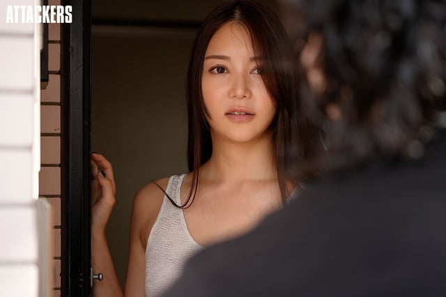 僕の家に転がり込んできたお姉さんとむちゃくちゃセックスした話。 白峰ミウ 1