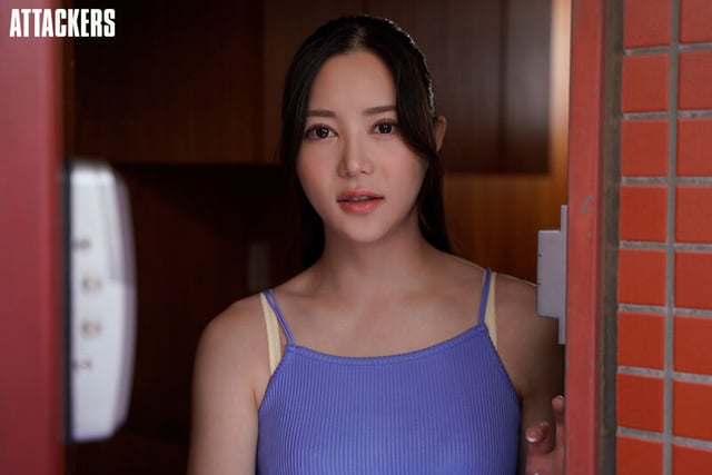 欲求不満な人妻と真昼間から汗だくになってヤリまくる。 白峰ミウ 1