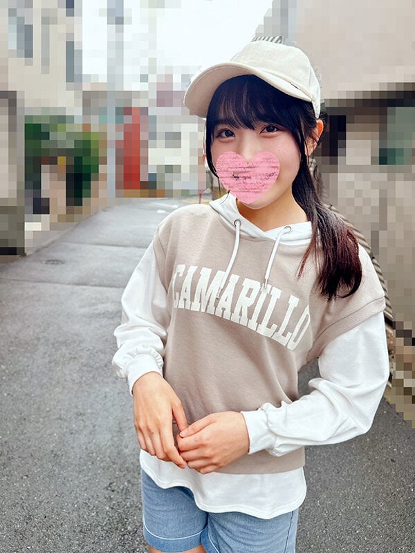 巨大チ○ポと地味子「こんなに大きいのやっぱり無理だよう…」小さなパイパンに顔より大きいデカマラ猛ピス白目剥いて痙攣アクメ失禁止まらなくなるまでSEXしまくるハメ撮り巨編 1