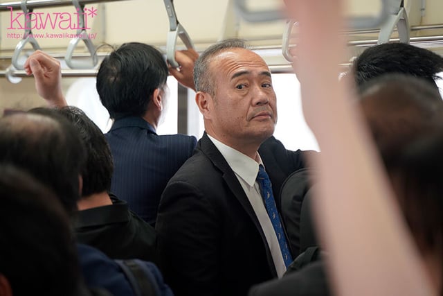 青春の象徴のような爽やか美少女（姉妹）は、義理の父親に痴●被害を受けているらしい…が、何故か通報しない…。気持ちいいって事？ 北岡果林 静河 4