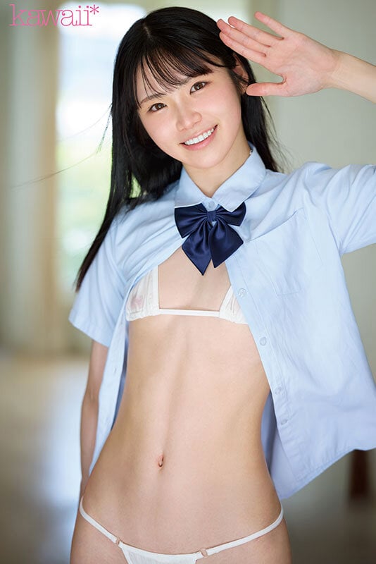 超Acupクビレ53cm元子役JD 櫻ももな（20） 驚愕AVデビュー まだまだカラダは子役だけど、エッチはドスケベ主役になりたい！ 1