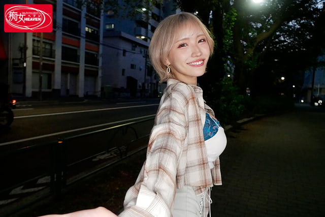 「ウチとなら…いつでも中出しOKだよ」彼女のギャル友達’モカ’にイタズラ寝取り淫語で誘惑されて、何度も中出ししてしまったボク。 春陽モカ 10