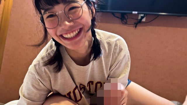 顔だけで抜ける僕らの色白オナペットちゃんと、仲良しワイワイ何回射精できるかゲームを開催！ 3