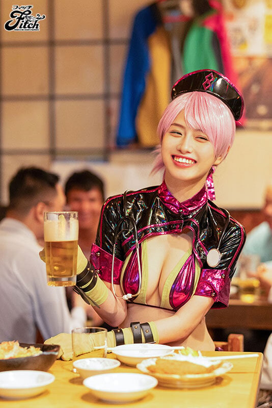 神クビレ美乳BODY解禁！SNSで人気の女子大生レイヤー北島愛菜AVデビュー！！ 3
