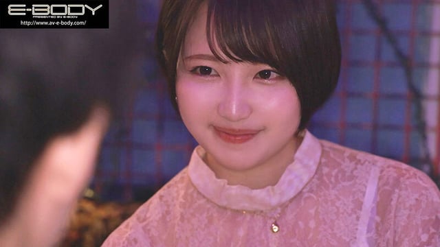 清楚な女子大生と思われてますが実は童貞を調教して自分色に染めたいSEX大好き甘サド巨乳ビッチ 天月あず 1
