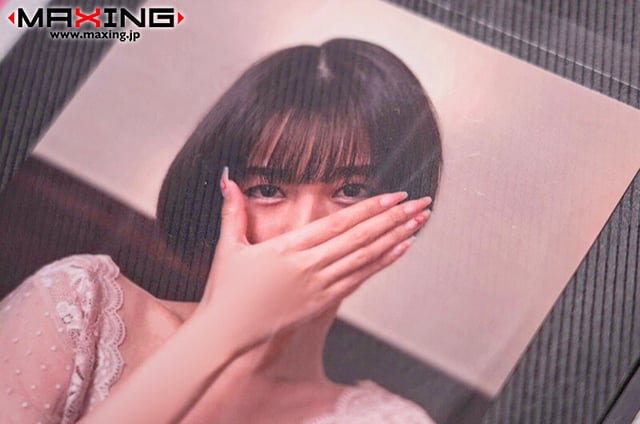嫌いな同僚に弱みを握られ、好き放題され堕ちた美人OL 月乃ルナ 1