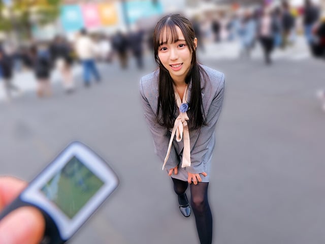 素人美少女とリモコンバイブお散歩ー黒パンスト敏感キャリアウーマン編ー「もう我慢できません…//」人ごみの中、黒パンスト美脚ガクブル震わせイキまくってしまうOLたち!人生初の羞恥プレイでまさかのエロスイッチオン!車移動中も大胆カーオナニー!最後はホテルで… 2