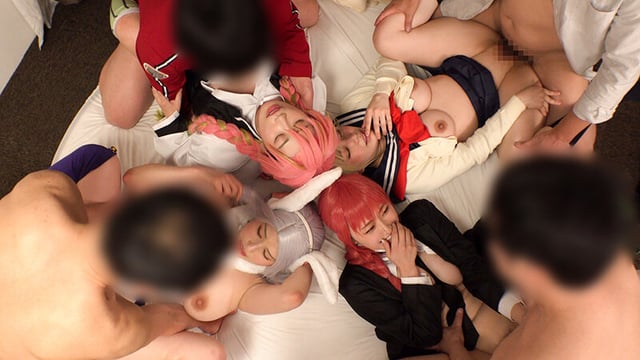 個撮特化 爆乳オフパコ撮影会 町田レンズのBLACK KAMEKO FILE.84 コスイベ終わりの巨乳OLレイヤーと打ち上げハメ撮り おっぱいだらけの生ハメ中出し乱交パーティー 13