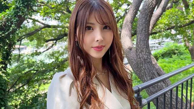 【美容サロン勤務】クール系むっつり美人妻 欲求不満ムラムラ性欲MAX ハードピストンでイキ狂う淫乱中出しNTR【美顔美乳最強美ボディ!!】 1