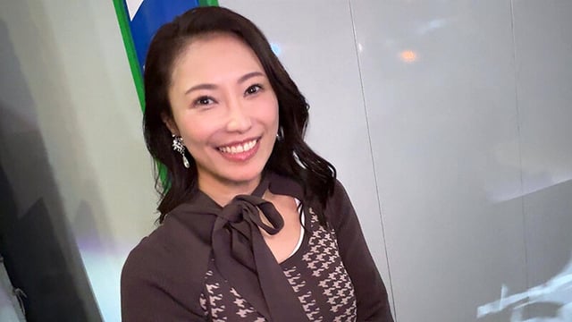 【ハイスペ熟女、淫らに乱れる―】アラフォー上級国民奥様 年下セフレとホテルで密会ハメ狂い中出しハメ撮り 1