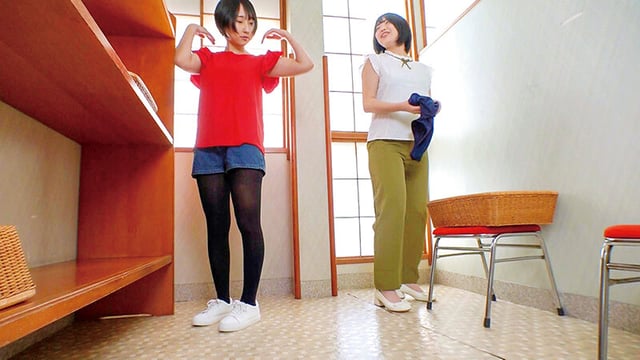 黒髪清純ショートカット女子とイタズラ温泉旅行 16