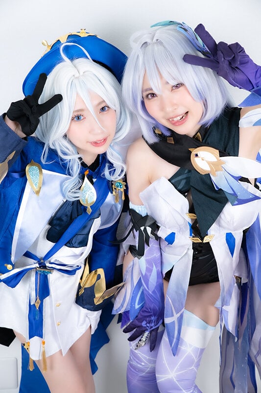 低身長ちっぱい甘サド◆レイヤーたちのM男カメコを沼らせる極上のW痴女ハーレム 冬愛ことね 皆月ひかる 1