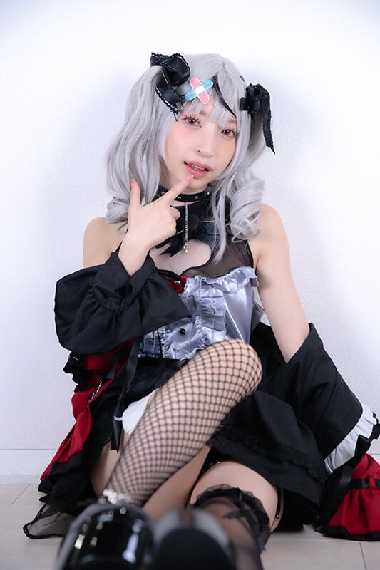 低身長ちっぱい甘サド◆レイヤーたちのM男カメコを沼らせる極上のW痴女ハーレム 冬愛ことね 皆月ひかる 13