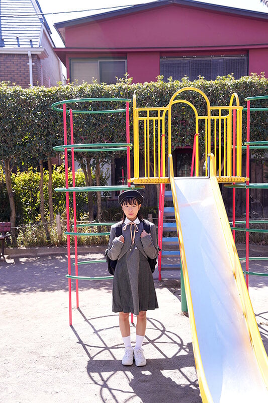 熱帯産美少女 お日さまみたいに笑う褐色の妖精 汗ばんだ前髪とパンティに隠れた未発育のアソコをエゴ丸出し悪戯心で犯し中に出しぶっかけ潮吹きも全部絡み合って…。 1