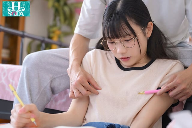 清楚で超内気な義妹を連日チクハラしてたら超敏感早漏体質になってイキまくり！下品な顔でイキまくる変態女子に豹変。 望実かなえ 4