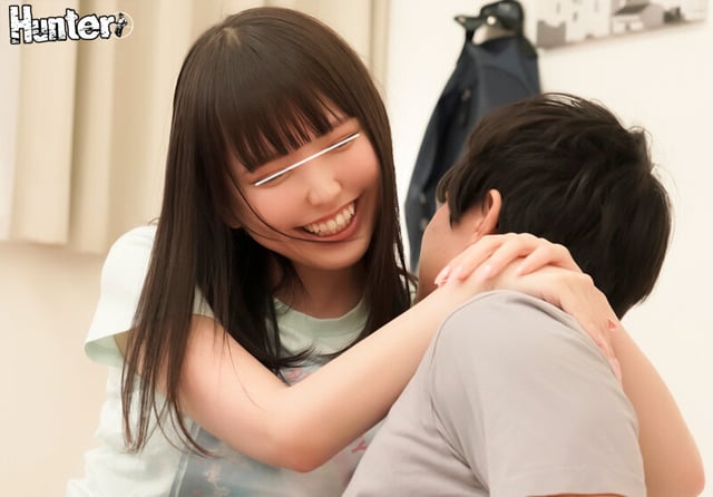 『全然足りない！子供だと思って遠慮しないでいっぱい突いて！』妹とお風呂に入っていたら大人顔負けの激しいベロチュウしながらの抱き着きSEXして 4